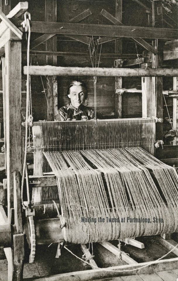 Handloom weaver